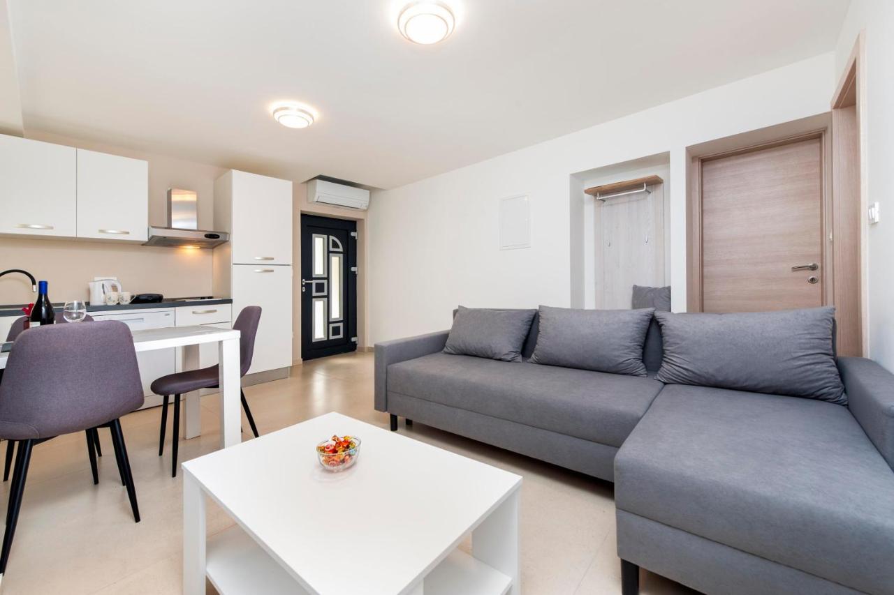 Apartments Katarina Rovinj Extérieur photo